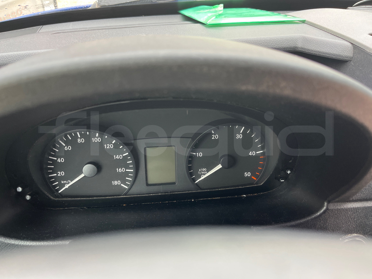 Mercedes-Benz Sprinter - Esikaupunkien linja: kuva Mercedes-Benz Sprinter - Esikaupunkien linja Mercedes-Benz Sprinter - Esikaupunkien linja: kuva Mercedes-Benz Sprinter - Esikaupunkien linja