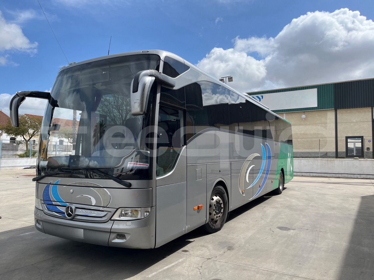 Mercedes-Benz Tourismo - Turistibussi: kuva Mercedes-Benz Tourismo - Turistibussi Mercedes-Benz Tourismo - Turistibussi: kuva Mercedes-Benz Tourismo - Turistibussi
