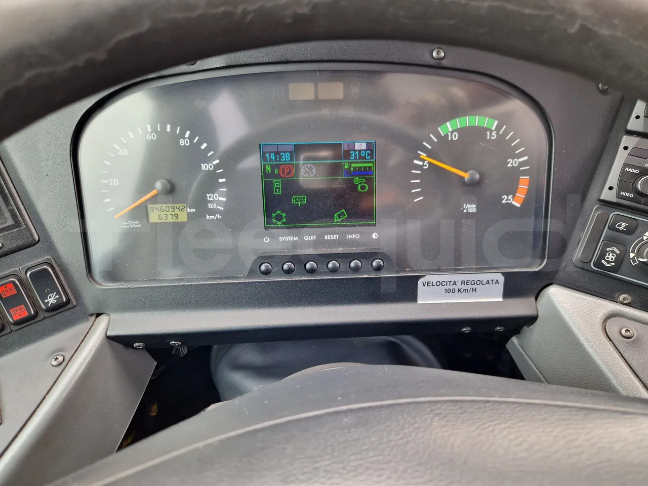 Mercedes-Benz Tourismo - Turistibussi: kuva Mercedes-Benz Tourismo - Turistibussi Mercedes-Benz Tourismo - Turistibussi: kuva Mercedes-Benz Tourismo - Turistibussi