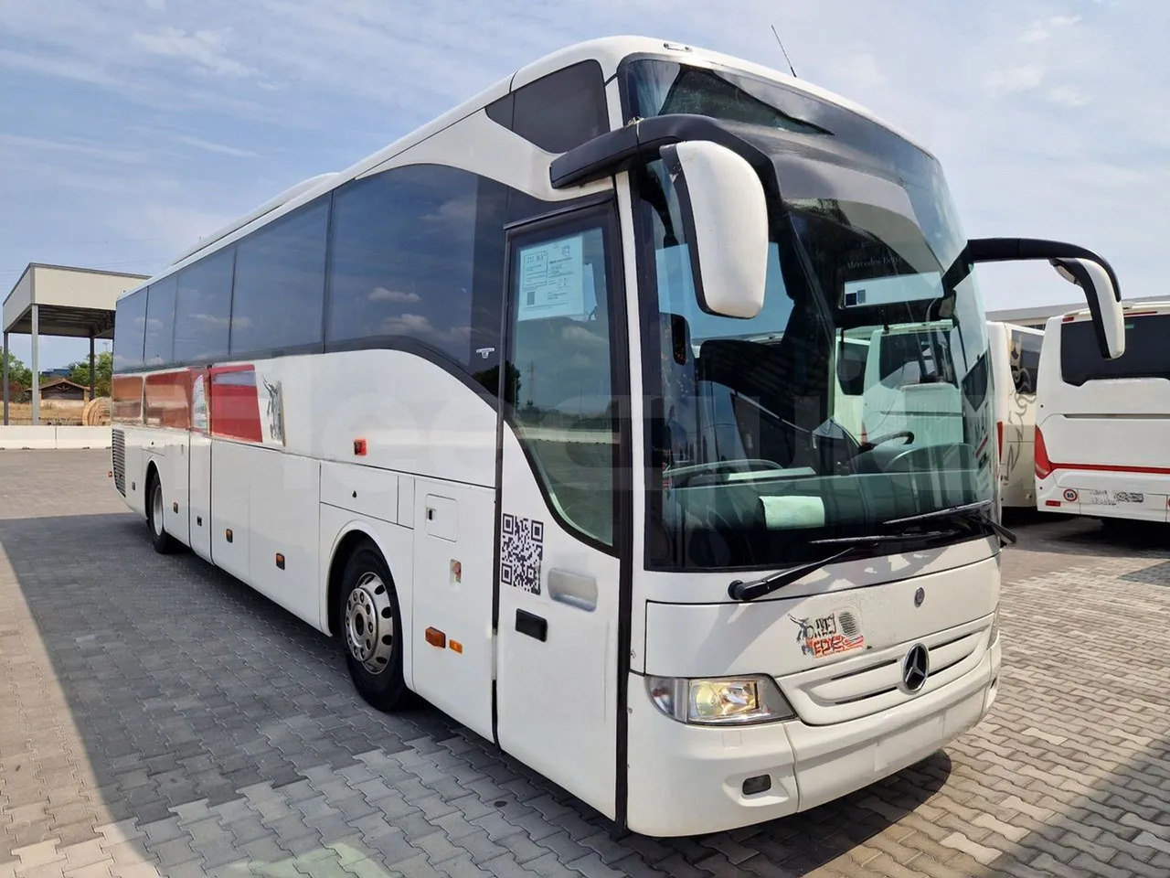 Mercedes-Benz Tourismo - Turistibussi: kuva Mercedes-Benz Tourismo - Turistibussi Mercedes-Benz Tourismo - Turistibussi: kuva Mercedes-Benz Tourismo - Turistibussi