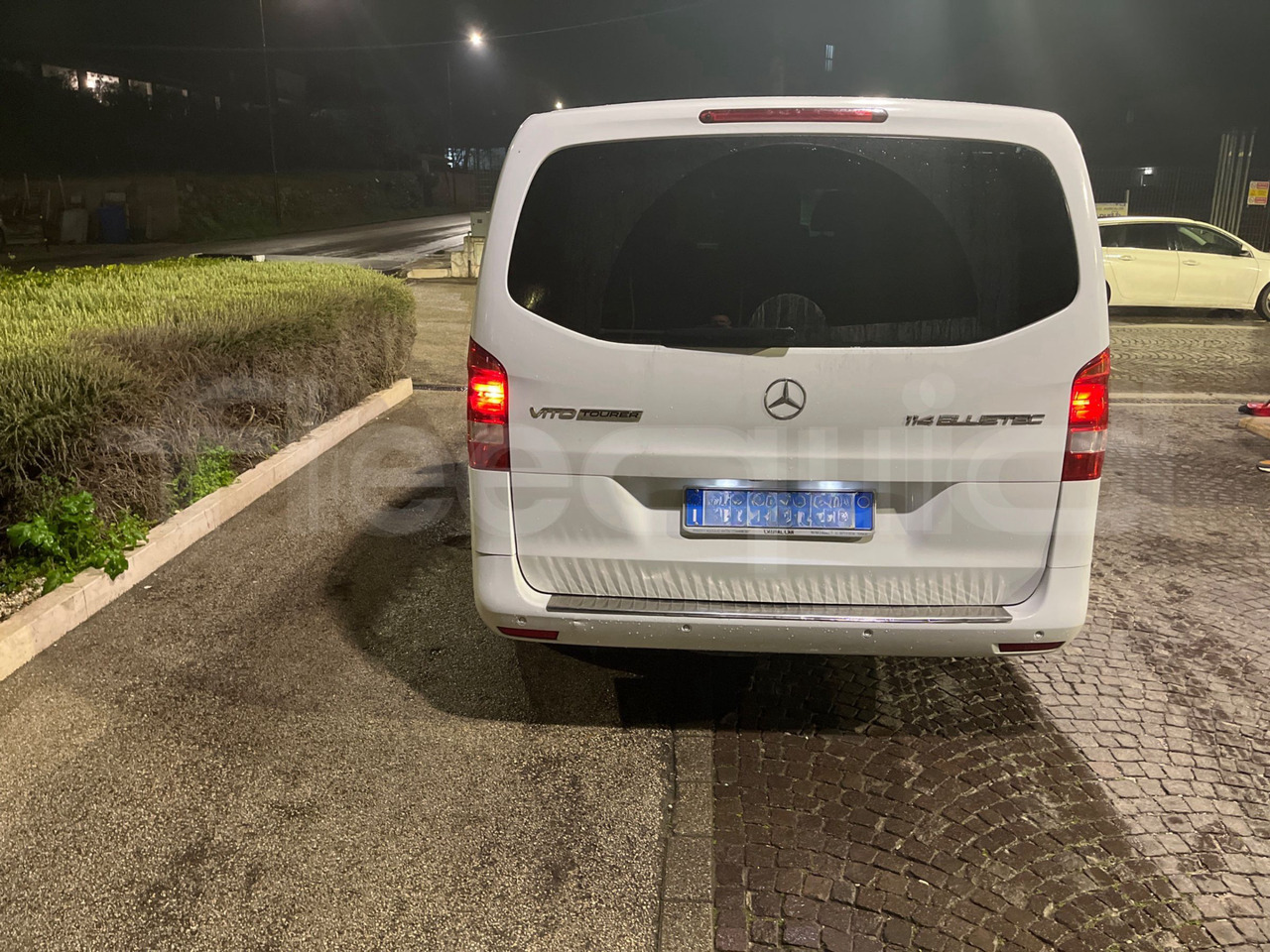 Mercedes-Benz Vito Tourer - Turistibussi: kuva Mercedes-Benz Vito Tourer - Turistibussi Mercedes-Benz Vito Tourer - Turistibussi: kuva Mercedes-Benz Vito Tourer - Turistibussi