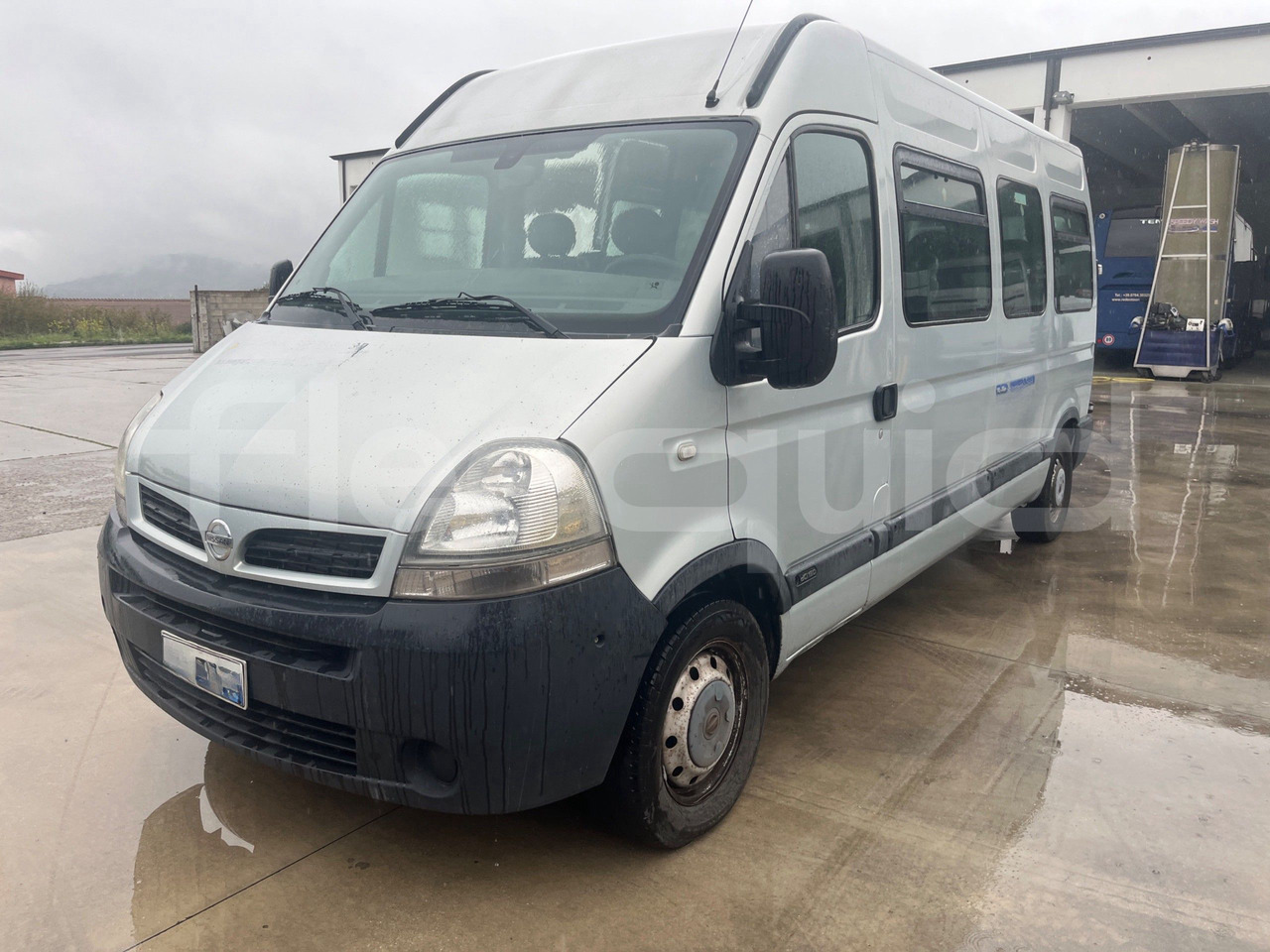 Nissan Interstar - Minibussi, Pikkubussi: kuva Nissan Interstar - Minibussi, Pikkubussi Nissan Interstar - Minibussi, Pikkubussi: kuva Nissan Interstar - Minibussi, Pikkubussi