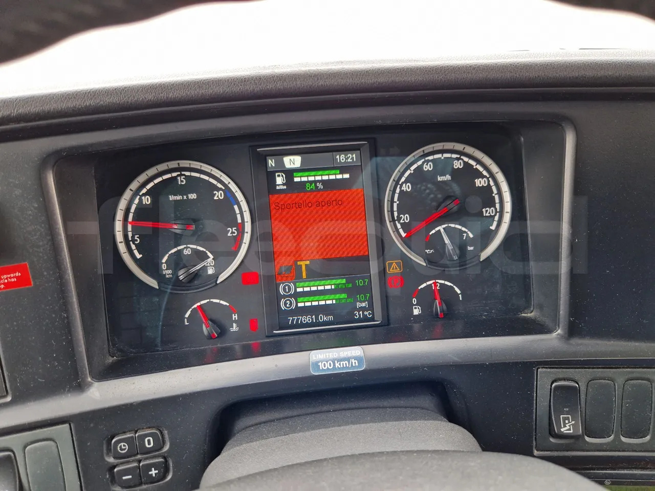 Scania Touring HD - Turistibussi: kuva Scania Touring HD - Turistibussi Scania Touring HD - Turistibussi: kuva Scania Touring HD - Turistibussi