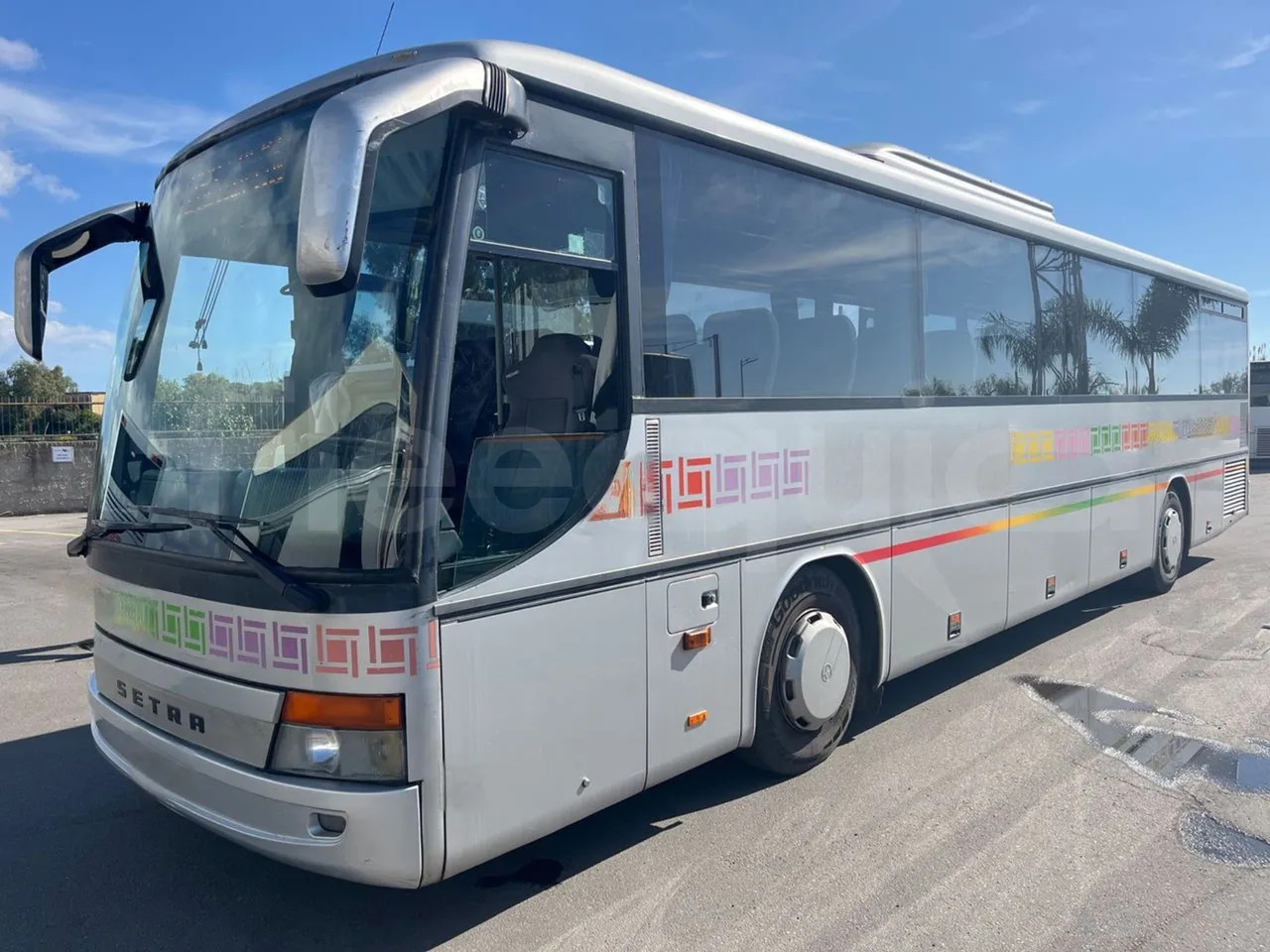 Setra S315 - Esikaupunkien linja: kuva Setra S315 - Esikaupunkien linja Setra S315 - Esikaupunkien linja: kuva Setra S315 - Esikaupunkien linja