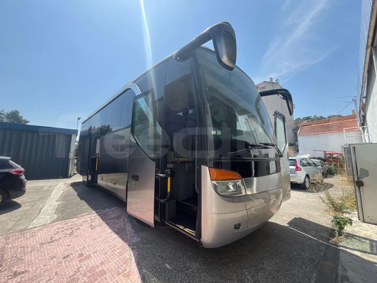 Setra S411 - Turistibussi: kuva Setra S411 - Turistibussi Setra S411 - Turistibussi: kuva Setra S411 - Turistibussi