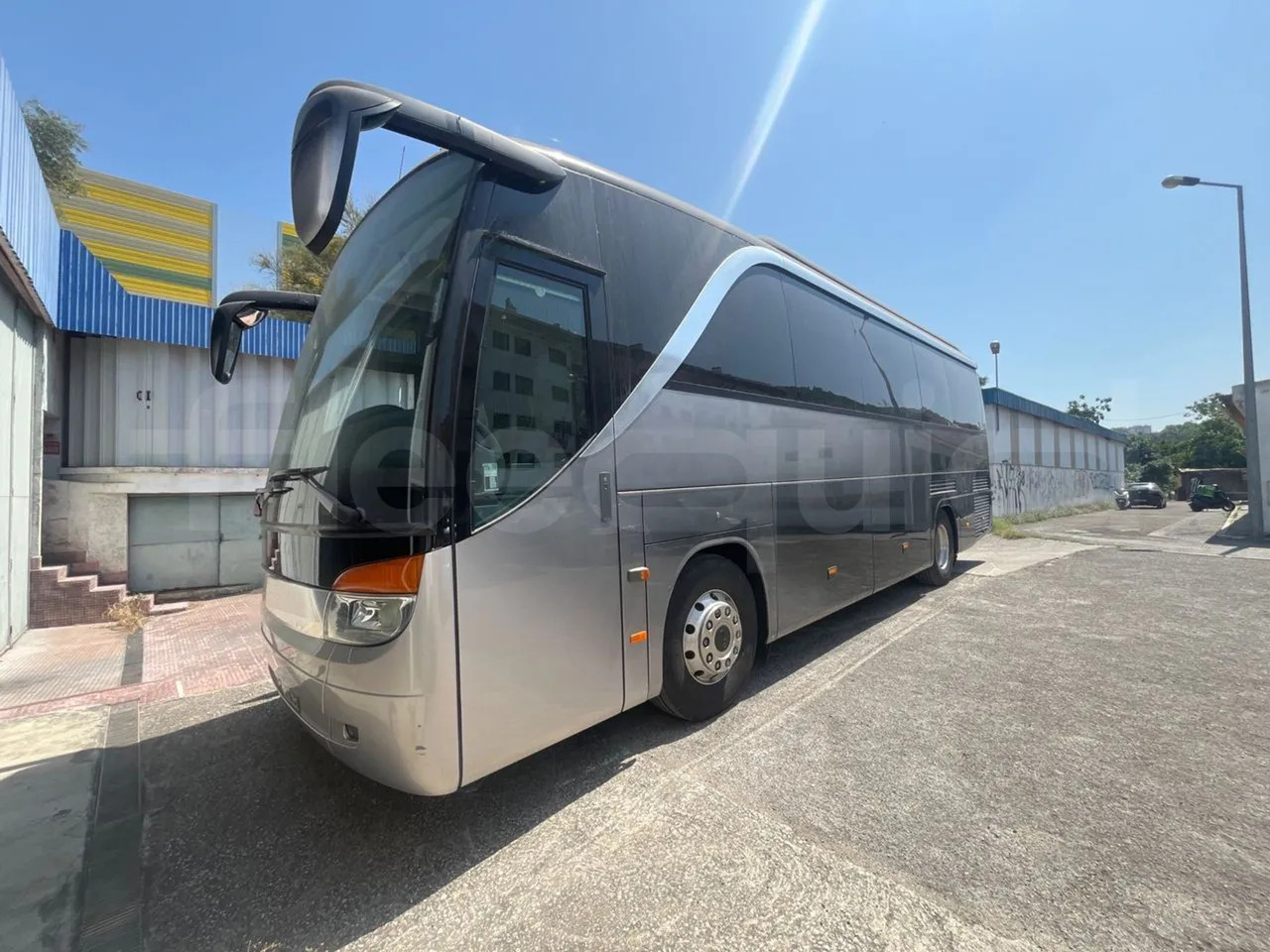Setra S411 - Turistibussi: kuva Setra S411 - Turistibussi Setra S411 - Turistibussi: kuva Setra S411 - Turistibussi