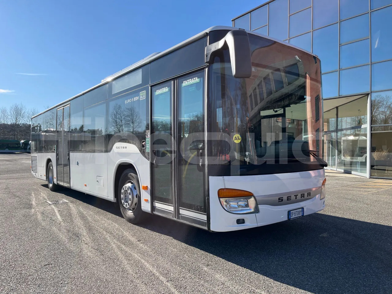 Setra S415 - Esikaupunkien linja: kuva Setra S415 - Esikaupunkien linja Setra S415 - Esikaupunkien linja: kuva Setra S415 - Esikaupunkien linja