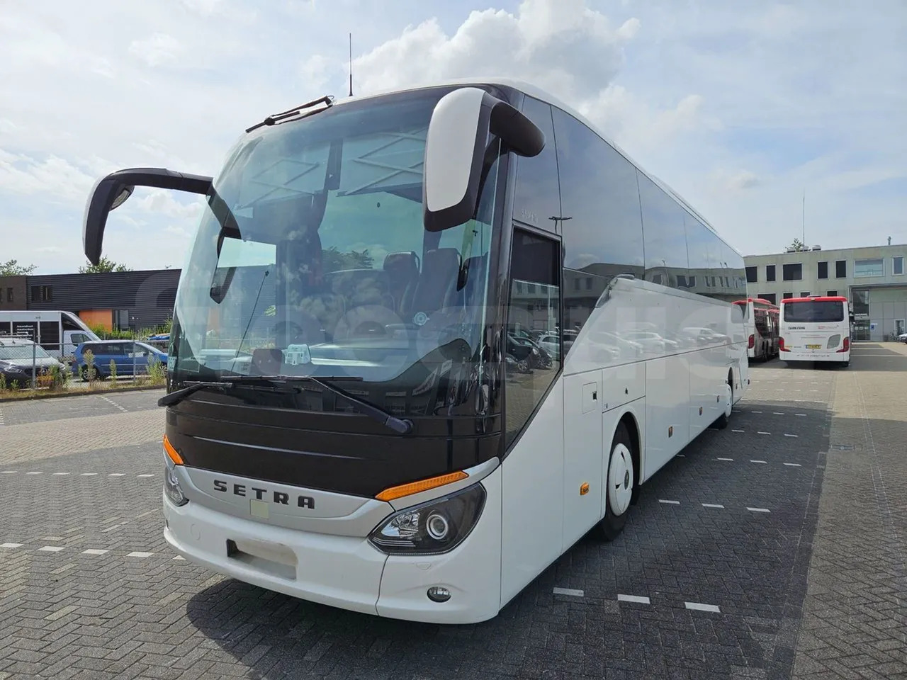 Setra S516 - Turistibussi: kuva  Setra S516 - Turistibussi Setra S516 - Turistibussi: kuva  Setra S516 - Turistibussi