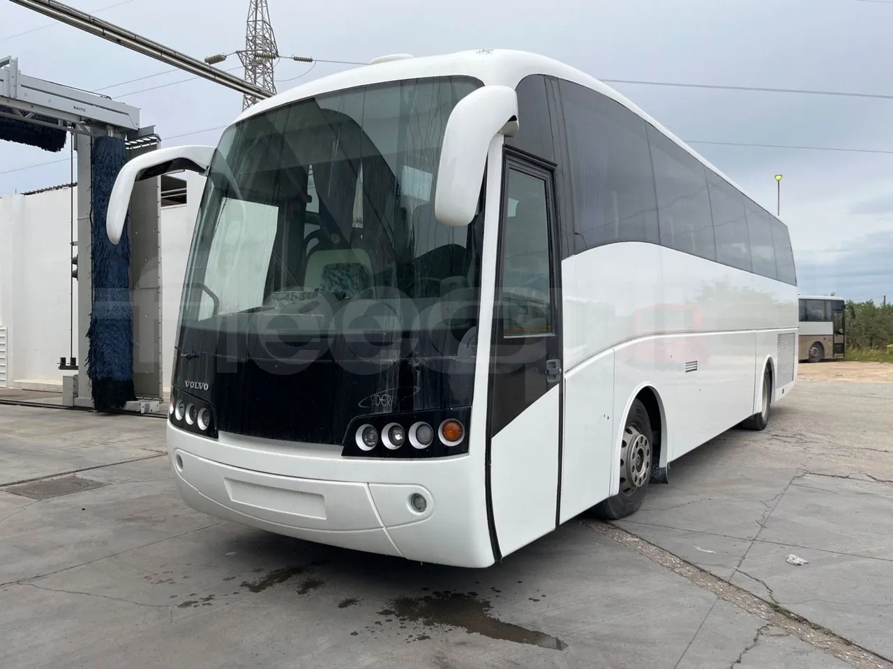 Volvo B12 - Turistibussi: kuva Volvo B12 - Turistibussi Volvo B12 - Turistibussi: kuva Volvo B12 - Turistibussi