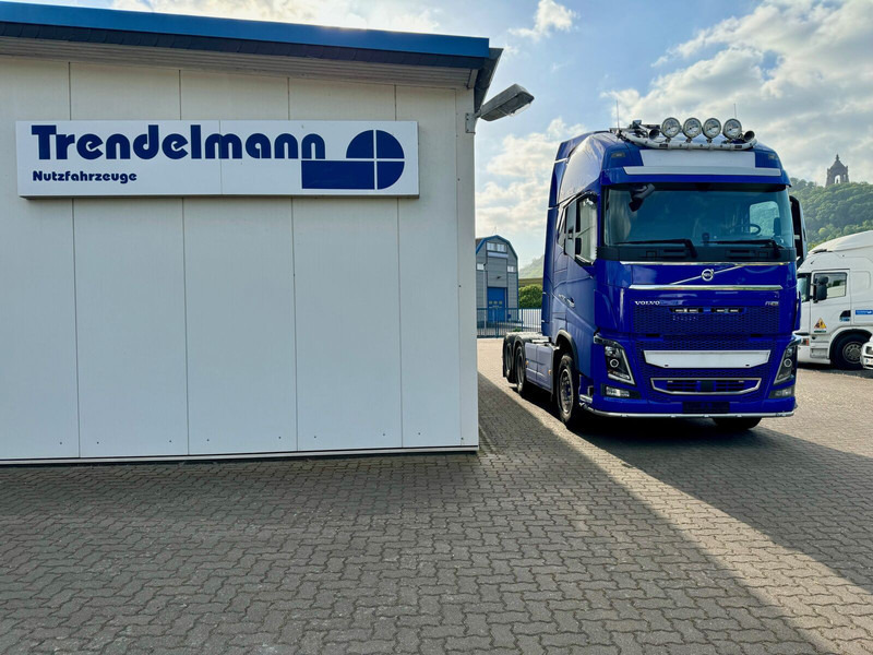 Volvo FH-16-750 SZM 6x4 Retarder TÜV 09.2026 - Vetopöytäauto: kuva Volvo FH-16-750 SZM 6x4 Retarder TÜV 09.2026 - Vetopöytäauto Volvo FH-16-750 SZM 6x4 Retarder TÜV 09.2026 - Vetopöytäauto: kuva Volvo FH-16-750 SZM 6x4 Retarder TÜV 09.2026 - Vetopöytäauto