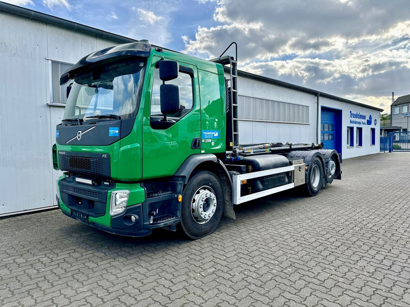 Volvo FE 330 62 TR CNG Erdgas Motor-Engine 6x2 lenk-liftachse - Koukkulava kuorma-auto: kuva Volvo FE 330 62 TR CNG Erdgas Motor-Engine 6x2 lenk-liftachse - Koukkulava kuorma-auto Volvo FE 330 62 TR CNG Erdgas Motor-Engine 6x2 lenk-liftachse - Koukkulava kuorma-auto: kuva Volvo FE 330 62 TR CNG Erdgas Motor-Engine 6x2 lenk-liftachse - Koukkulava kuorma-auto