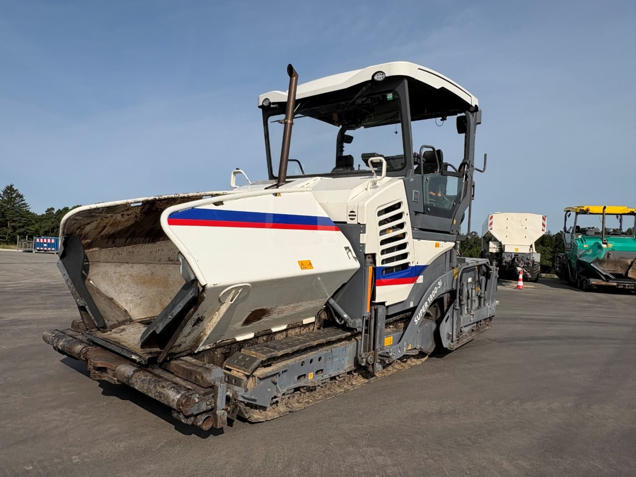 VÖGELE SUPER 1800-3i - Asfalttilevittimet: kuva VÖGELE SUPER 1800-3i - Asfalttilevittimet VÖGELE SUPER 1800-3i - Asfalttilevittimet: kuva VÖGELE SUPER 1800-3i - Asfalttilevittimet