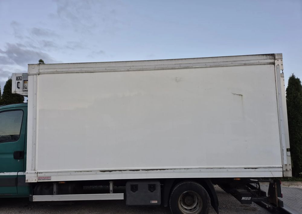 Chłodnia Mroźnia Izoterma 4.5m, 2012 rok, zasilanie stacjonarne, stan bdb! - Vaihtokori - refrigeraattori: kuva Chłodnia Mroźnia Izoterma 4.5m, 2012 rok, zasilanie stacjonarne, stan bdb! - Vaihtokori - refrigeraattori Chłodnia Mroźnia Izoterma 4.5m, 2012 rok, zasilanie stacjonarne, stan bdb! - Vaihtokori - refrigeraattori: kuva Chłodnia Mroźnia Izoterma 4.5m, 2012 rok, zasilanie stacjonarne, stan bdb! - Vaihtokori - refrigeraattori