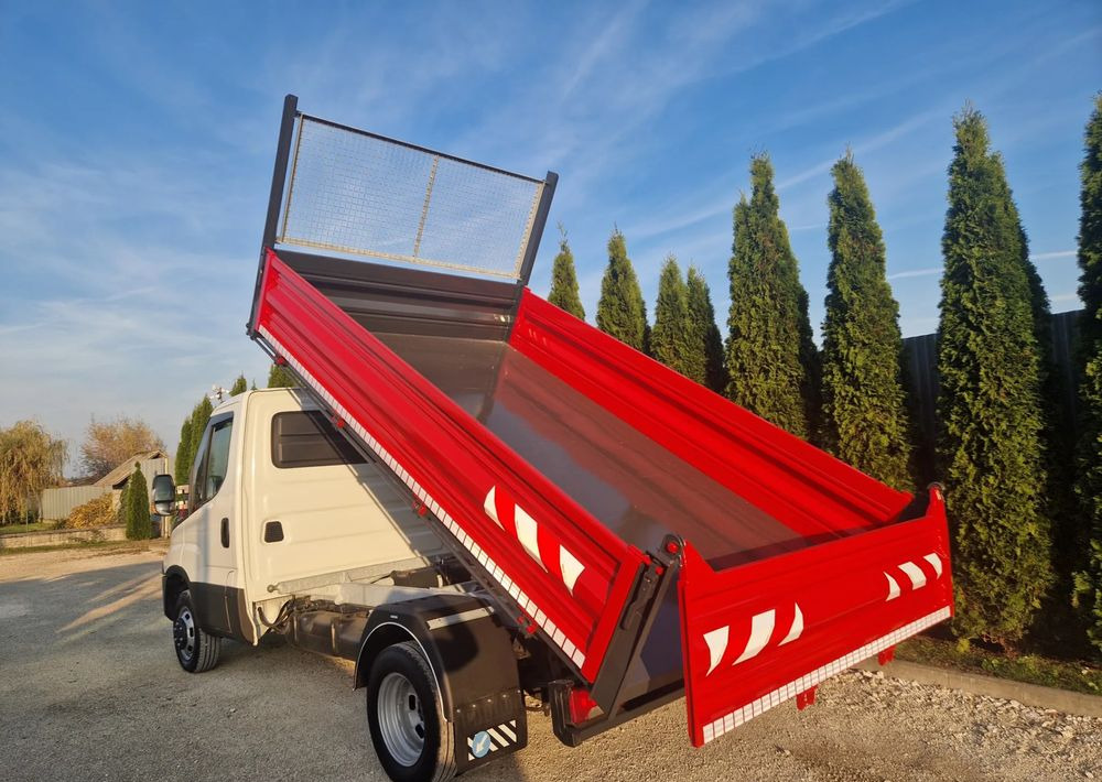 Iveco 35c15 3.0 - Kippilava-auto: kuva Iveco 35c15 3.0 - Kippilava-auto Iveco 35c15 3.0 - Kippilava-auto: kuva Iveco 35c15 3.0 - Kippilava-auto