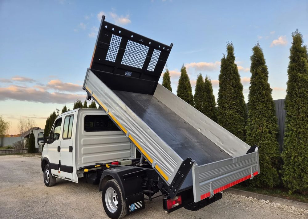 Iveco 50c15 3.0 150KM Brygadówka - Kippilava-auto: kuva Iveco 50c15 3.0 150KM Brygadówka - Kippilava-auto Iveco 50c15 3.0 150KM Brygadówka - Kippilava-auto: kuva Iveco 50c15 3.0 150KM Brygadówka - Kippilava-auto