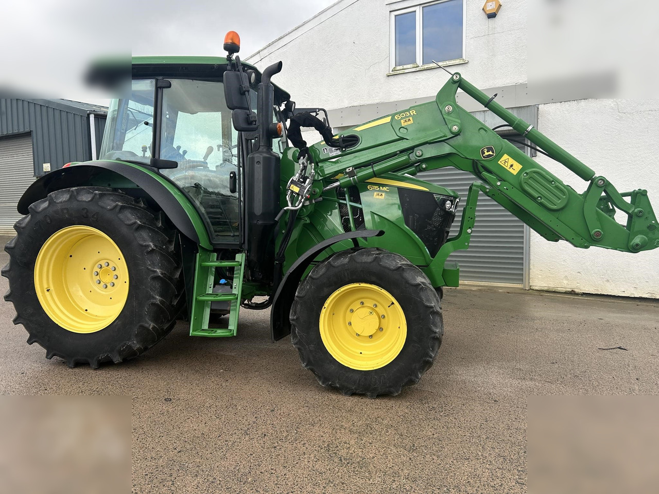 2018 JOHN DEERE 6115MC - Traktori: kuva 2018 JOHN DEERE 6115MC - Traktori 2018 JOHN DEERE 6115MC - Traktori: kuva 2018 JOHN DEERE 6115MC - Traktori