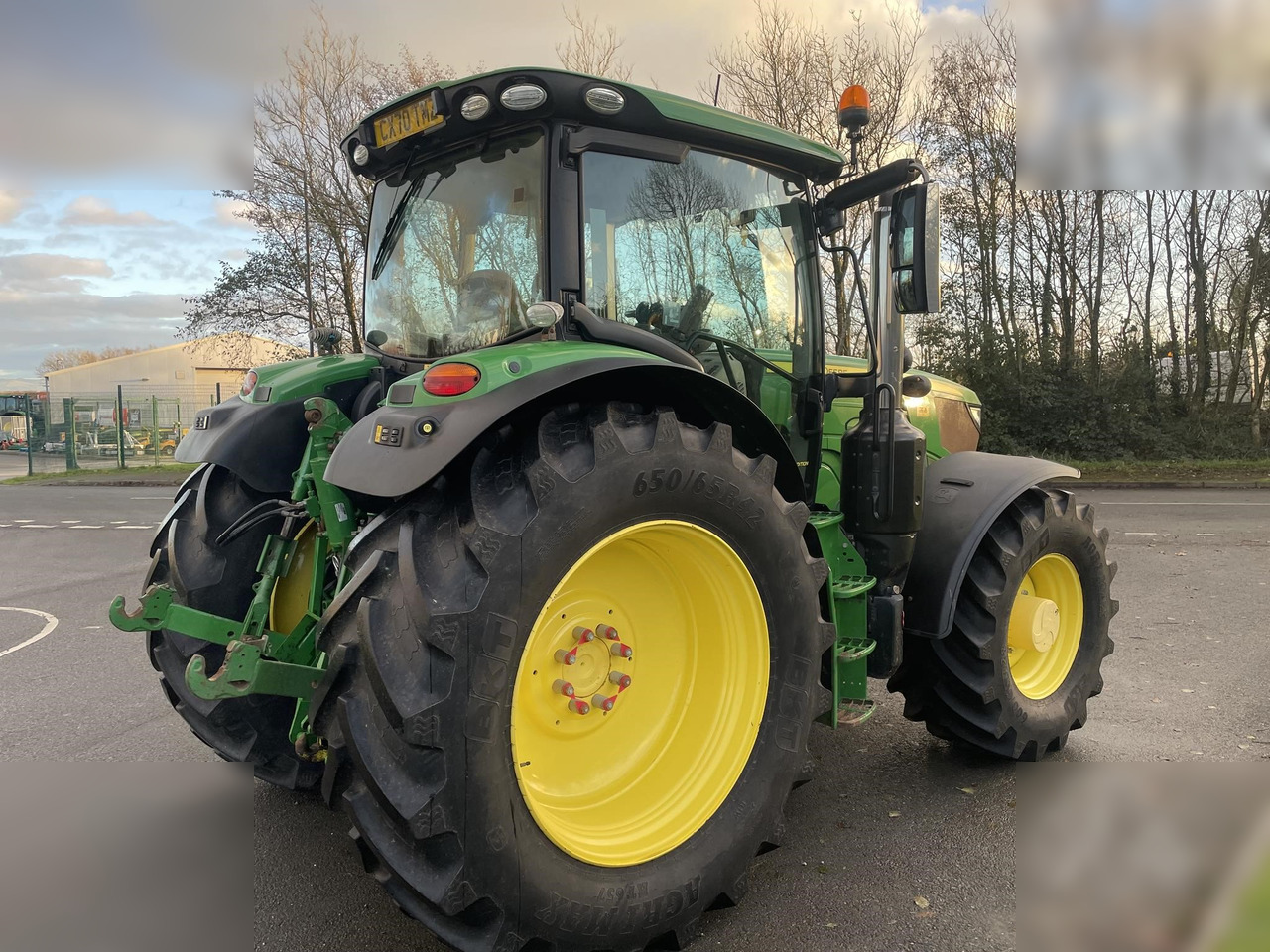 2020 JOHN DEERE 6155R - Traktori: kuva  2020 JOHN DEERE 6155R - Traktori 2020 JOHN DEERE 6155R - Traktori: kuva  2020 JOHN DEERE 6155R - Traktori