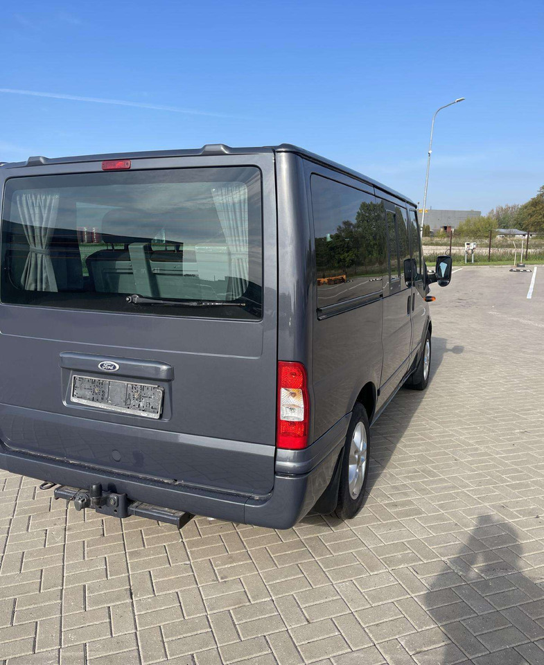 Ford Transit - Minibussi, Pikkubussi: kuva  Ford Transit - Minibussi, Pikkubussi Ford Transit - Minibussi, Pikkubussi: kuva  Ford Transit - Minibussi, Pikkubussi