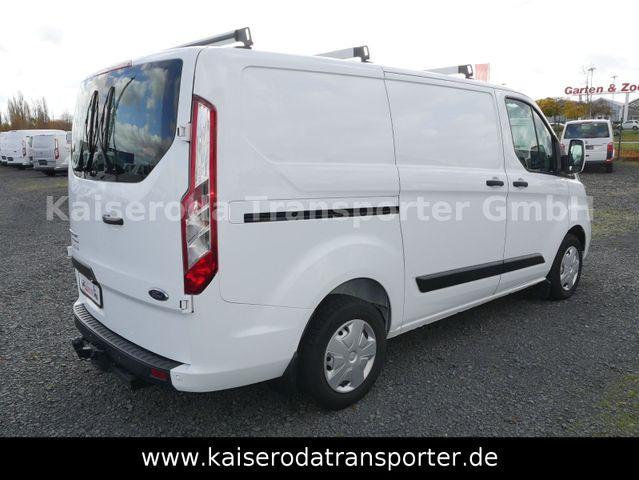 Ford Transit Custom 300 L1H1 VA Werkstatt Klima AHK - Pakettiauto: kuva  Ford Transit Custom 300 L1H1 VA Werkstatt Klima AHK - Pakettiauto Ford Transit Custom 300 L1H1 VA Werkstatt Klima AHK - Pakettiauto: kuva  Ford Transit Custom 300 L1H1 VA Werkstatt Klima AHK - Pakettiauto