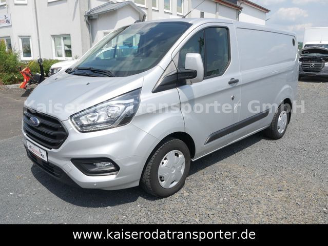 Ford Transit Custom 300 L1H1 VA Werkstatt Klima Navi - Pakettiauto: kuva Ford Transit Custom 300 L1H1 VA Werkstatt Klima Navi - Pakettiauto Ford Transit Custom 300 L1H1 VA Werkstatt Klima Navi - Pakettiauto: kuva Ford Transit Custom 300 L1H1 VA Werkstatt Klima Navi - Pakettiauto