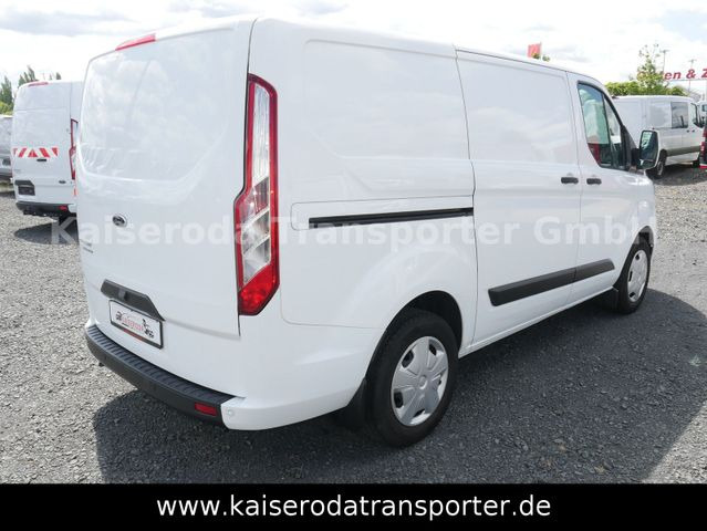 Ford Transit Custom 320 L1H1 VA Werkstatt Klima Navi - Pakettiauto: kuva Ford Transit Custom 320 L1H1 VA Werkstatt Klima Navi - Pakettiauto Ford Transit Custom 320 L1H1 VA Werkstatt Klima Navi - Pakettiauto: kuva Ford Transit Custom 320 L1H1 VA Werkstatt Klima Navi - Pakettiauto
