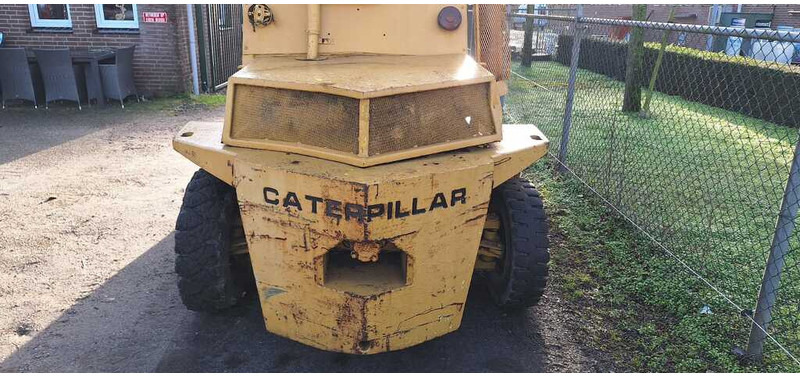 Dieseltrukki Caterpillar 7 ton: kuva Dieseltrukki Caterpillar 7 ton Dieseltrukki Caterpillar 7 ton: kuva Dieseltrukki Caterpillar 7 ton