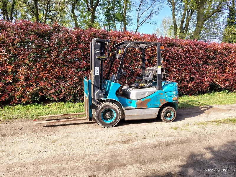 Feeler 2500 - Kaasutrukki: kuva Feeler 2500 - Kaasutrukki Feeler 2500 - Kaasutrukki: kuva Feeler 2500 - Kaasutrukki