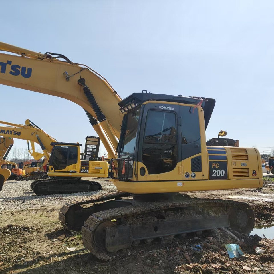 KOMATSU pc200 hot sale 20 tons excavator japan brand - Telakaivukone: kuva KOMATSU pc200 hot sale 20 tons excavator japan brand - Telakaivukone KOMATSU pc200 hot sale 20 tons excavator japan brand - Telakaivukone: kuva KOMATSU pc200 hot sale 20 tons excavator japan brand - Telakaivukone