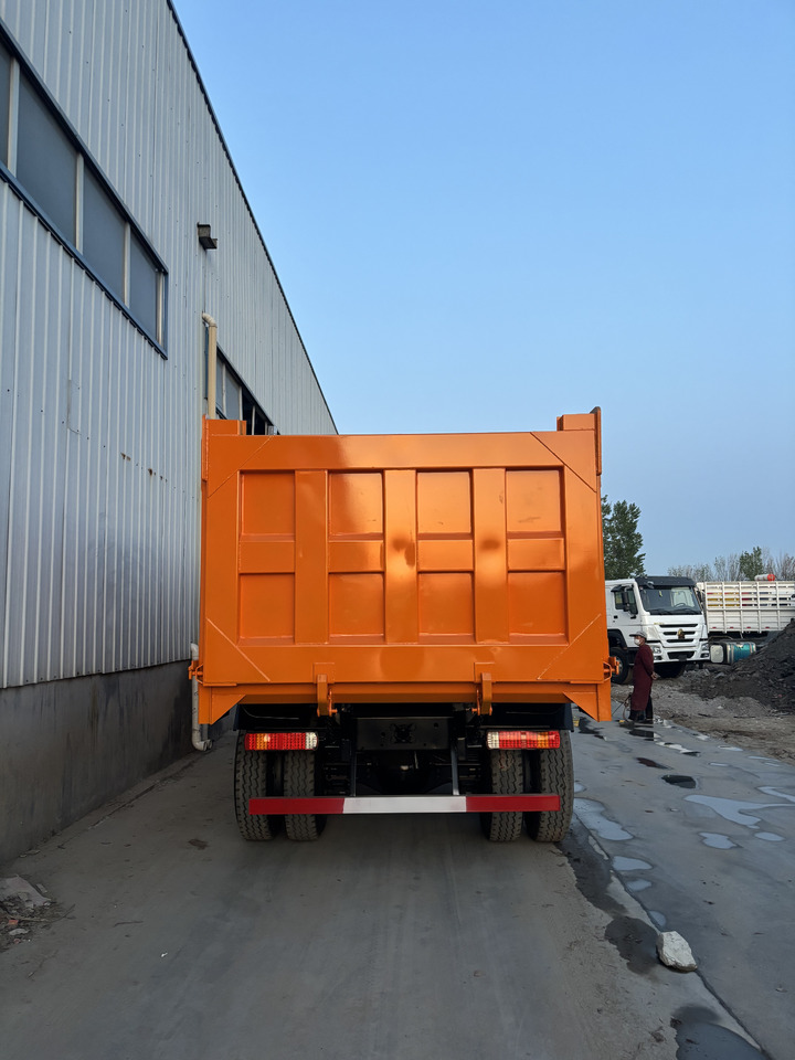 SHACMAN X3000 6x4 dump truck Customization available upon request - Dumpperi: kuva SHACMAN X3000 6x4 dump truck Customization available upon request - Dumpperi SHACMAN X3000 6x4 dump truck Customization available upon request - Dumpperi: kuva SHACMAN X3000 6x4 dump truck Customization available upon request - Dumpperi