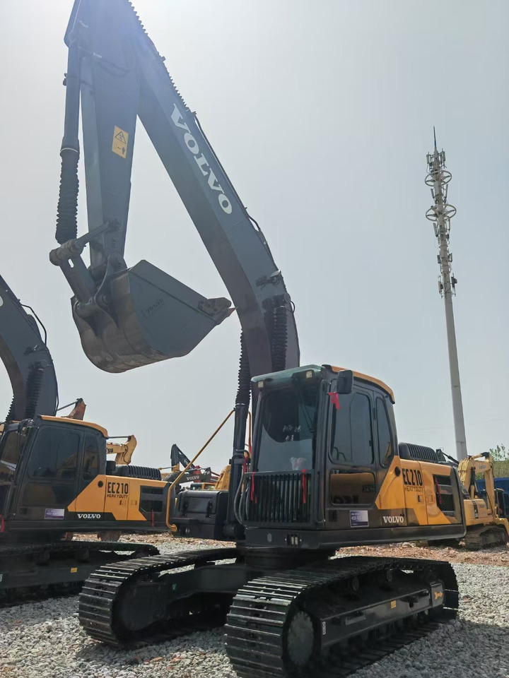 VOLVO EC210 used excavator - Telakaivukone: kuva VOLVO EC210 used excavator - Telakaivukone VOLVO EC210 used excavator - Telakaivukone: kuva VOLVO EC210 used excavator - Telakaivukone