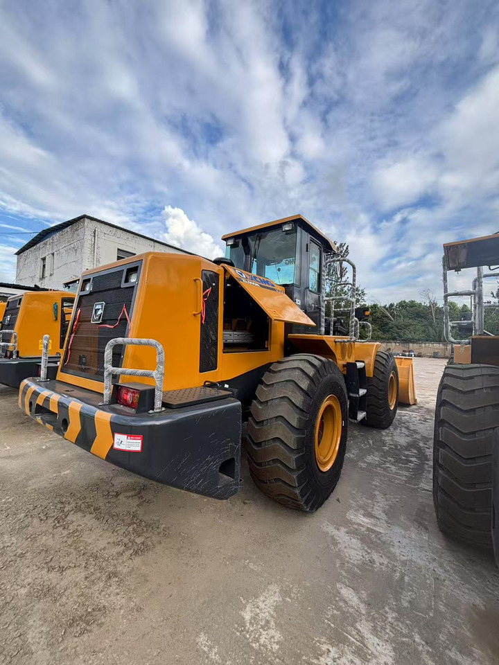 XCMG ZL50GN - Pyöräkuormaaja: kuva XCMG ZL50GN - Pyöräkuormaaja XCMG ZL50GN - Pyöräkuormaaja: kuva XCMG ZL50GN - Pyöräkuormaaja