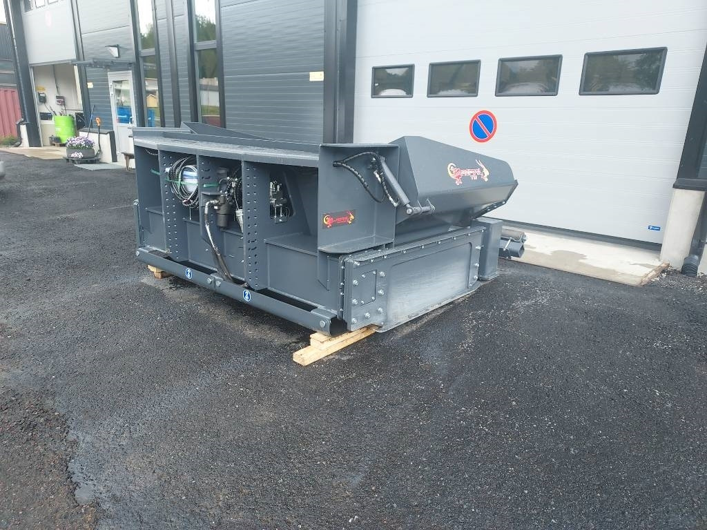 Reptail TM - Tiehöylä: kuva Reptail TM - Tiehöylä Reptail TM - Tiehöylä: kuva Reptail TM - Tiehöylä