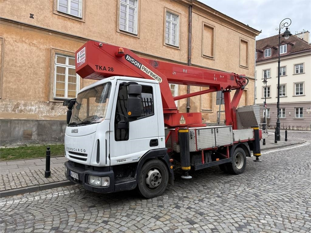 Iveco - Itsekulkevat henkilönostimet: kuva Iveco - Itsekulkevat henkilönostimet Iveco - Itsekulkevat henkilönostimet: kuva Iveco - Itsekulkevat henkilönostimet