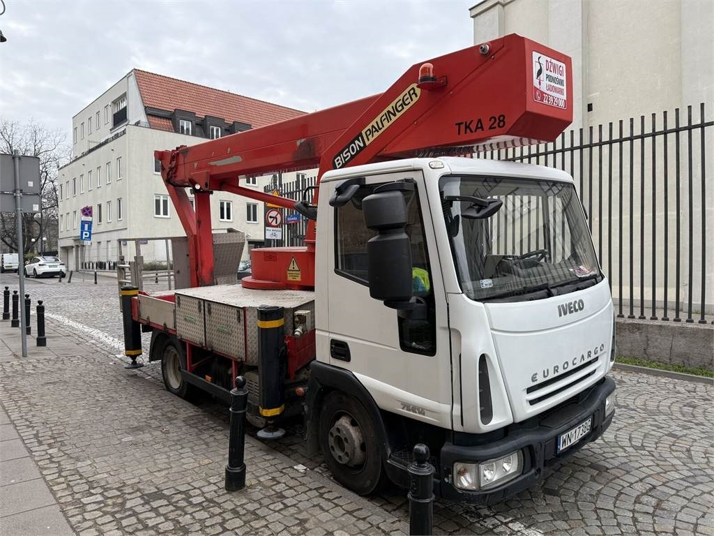 Iveco - Itsekulkevat henkilönostimet: kuva Iveco - Itsekulkevat henkilönostimet Iveco - Itsekulkevat henkilönostimet: kuva Iveco - Itsekulkevat henkilönostimet