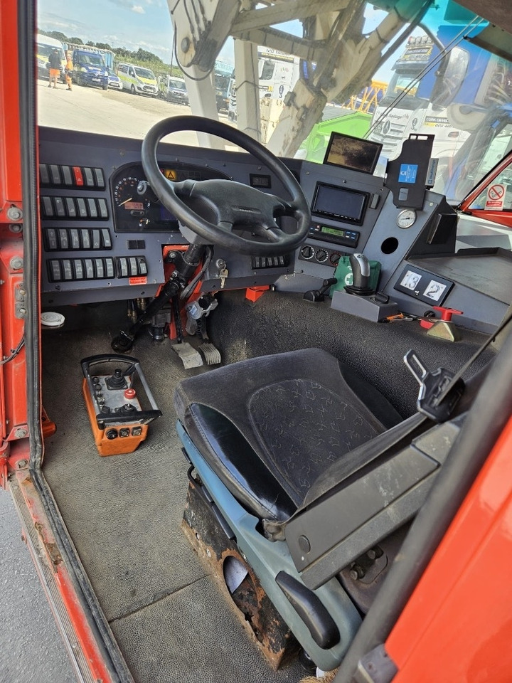 Spierings AT5 - 599 - Linkkunosturi: kuva Spierings AT5 - 599 - Linkkunosturi Spierings AT5 - 599 - Linkkunosturi: kuva Spierings AT5 - 599 - Linkkunosturi