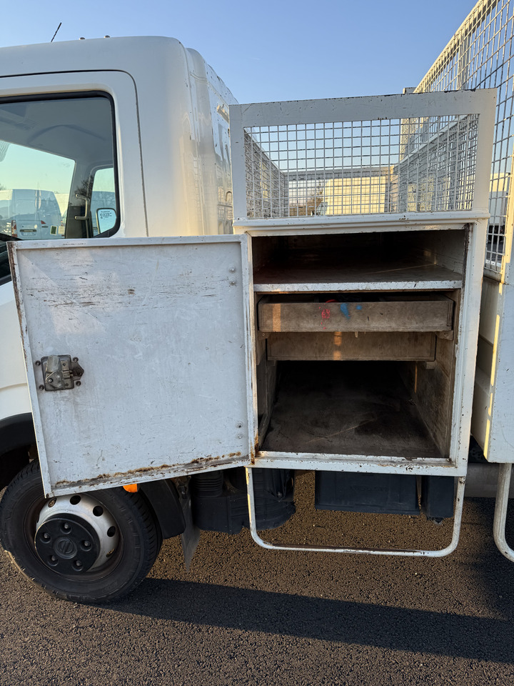 NISSAN CABSTAR 35.11 - Kippilava-auto: kuva NISSAN CABSTAR 35.11 - Kippilava-auto NISSAN CABSTAR 35.11 - Kippilava-auto: kuva NISSAN CABSTAR 35.11 - Kippilava-auto