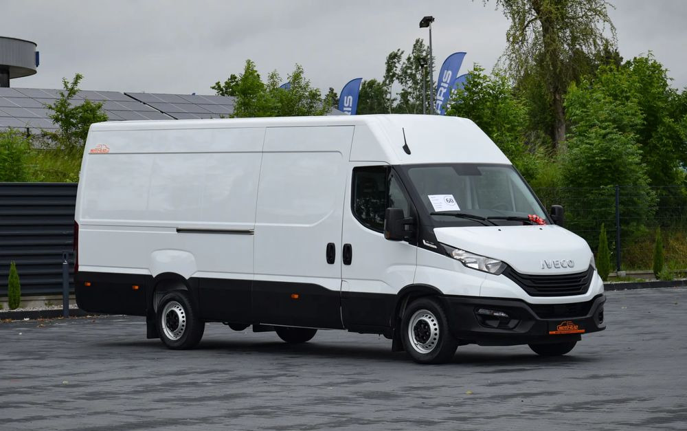 Iveco DAILY MAXI 35S16 / 2.3 - 160 KM / AUTOMAT HI-MATIC / NOWY MODEL / 3 OSOBY / DOSTAWCZE / BLASZAK / KLIMA / CZUJNIKI COFANIA / NISKI PRZEBIEG / 2022 / SERWISOWANY / Z NIEMIEC - Pakettiauto: kuva Iveco DAILY MAXI 35S16 / 2.3 - 160 KM / AUTOMAT HI-MATIC / NOWY MODEL / 3 OSOBY / DOSTAWCZE / BLASZAK / KLIMA / CZUJNIKI COFANIA / NISKI PRZEBIEG / 2022 / SERWISOWANY / Z NIEMIEC - Pakettiauto Iveco DAILY MAXI 35S16 / 2.3 - 160 KM / AUTOMAT HI-MATIC / NOWY MODEL / 3 OSOBY / DOSTAWCZE / BLASZAK / KLIMA / CZUJNIKI COFANIA / NISKI PRZEBIEG / 2022 / SERWISOWANY / Z NIEMIEC - Pakettiauto: kuva Iveco DAILY MAXI 35S16 / 2.3 - 160 KM / AUTOMAT HI-MATIC / NOWY MODEL / 3 OSOBY / DOSTAWCZE / BLASZAK / KLIMA / CZUJNIKI COFANIA / NISKI PRZEBIEG / 2022 / SERWISOWANY / Z NIEMIEC - Pakettiauto