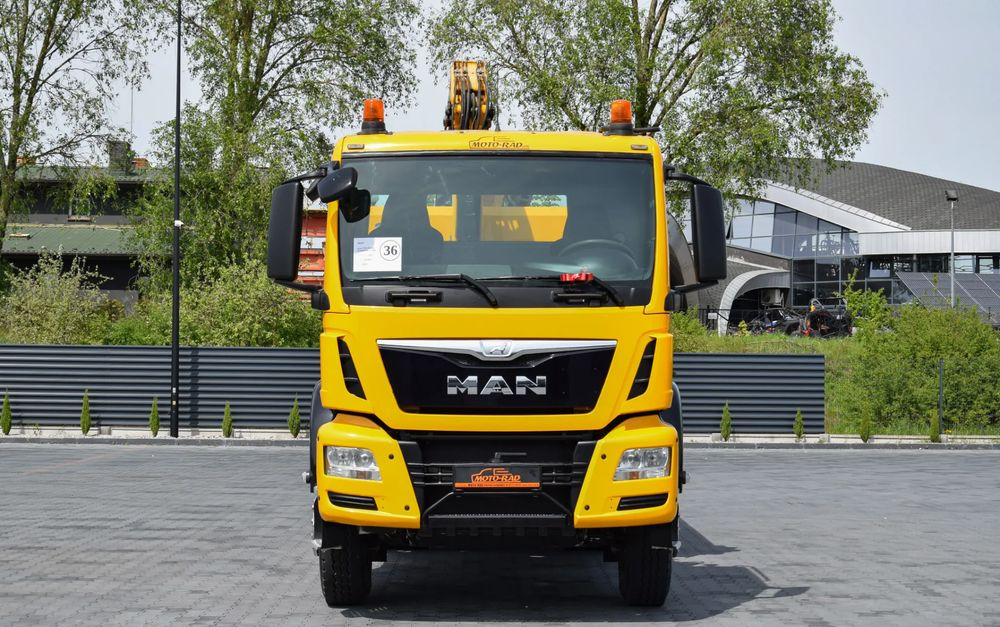 MAN TGS 26.400 / 6x4 / EURO 6 / UDT / HDS FASSI 165 / WYSUW x3 / ROTATOR / CHWYTAK / STEROWANIE RADIOWE / WZMOCNIONA RAMA / WYWROTKA / HYDROBURTA / AUTOMAT / 2017 / NOWE OPONY - 100% / NISKI PRZEBIEG - Muut kone: kuva MAN TGS 26.400 / 6x4 / EURO 6 / UDT / HDS FASSI 165 / WYSUW x3 / ROTATOR / CHWYTAK / STEROWANIE RADIOWE / WZMOCNIONA RAMA / WYWROTKA / HYDROBURTA / AUTOMAT / 2017 / NOWE OPONY - 100% / NISKI PRZEBIEG - Muut kone MAN TGS 26.400 / 6x4 / EURO 6 / UDT / HDS FASSI 165 / WYSUW x3 / ROTATOR / CHWYTAK / STEROWANIE RADIOWE / WZMOCNIONA RAMA / WYWROTKA / HYDROBURTA / AUTOMAT / 2017 / NOWE OPONY - 100% / NISKI PRZEBIEG - Muut kone: kuva MAN TGS 26.400 / 6x4 / EURO 6 / UDT / HDS FASSI 165 / WYSUW x3 / ROTATOR / CHWYTAK / STEROWANIE RADIOWE / WZMOCNIONA RAMA / WYWROTKA / HYDROBURTA / AUTOMAT / 2017 / NOWE OPONY - 100% / NISKI PRZEBIEG - Muut kone