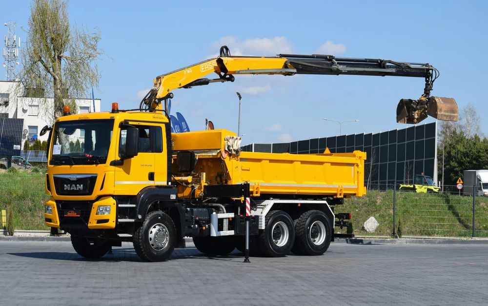 MAN TGS 26.400 / 6x4 / EURO 6 / UDT / HDS FASSI 165 / WYSUW x3 / ROTATOR / CHWYTAK / STEROWANIE RADIOWE / WZMOCNIONA RAMA / WYWROTKA / HYDROBURTA / AUTOMAT / 2017 / NOWE OPONY - 100% / NISKI PRZEBIEG - Muut kone: kuva MAN TGS 26.400 / 6x4 / EURO 6 / UDT / HDS FASSI 165 / WYSUW x3 / ROTATOR / CHWYTAK / STEROWANIE RADIOWE / WZMOCNIONA RAMA / WYWROTKA / HYDROBURTA / AUTOMAT / 2017 / NOWE OPONY - 100% / NISKI PRZEBIEG - Muut kone MAN TGS 26.400 / 6x4 / EURO 6 / UDT / HDS FASSI 165 / WYSUW x3 / ROTATOR / CHWYTAK / STEROWANIE RADIOWE / WZMOCNIONA RAMA / WYWROTKA / HYDROBURTA / AUTOMAT / 2017 / NOWE OPONY - 100% / NISKI PRZEBIEG - Muut kone: kuva MAN TGS 26.400 / 6x4 / EURO 6 / UDT / HDS FASSI 165 / WYSUW x3 / ROTATOR / CHWYTAK / STEROWANIE RADIOWE / WZMOCNIONA RAMA / WYWROTKA / HYDROBURTA / AUTOMAT / 2017 / NOWE OPONY - 100% / NISKI PRZEBIEG - Muut kone