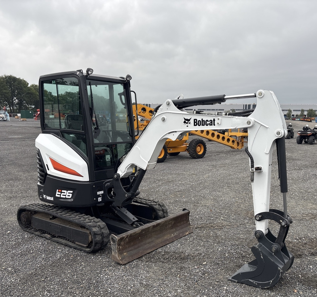 BOBCAT E26 - Minikuormaaja: kuva BOBCAT E26 - Minikuormaaja BOBCAT E26 - Minikuormaaja: kuva BOBCAT E26 - Minikuormaaja
