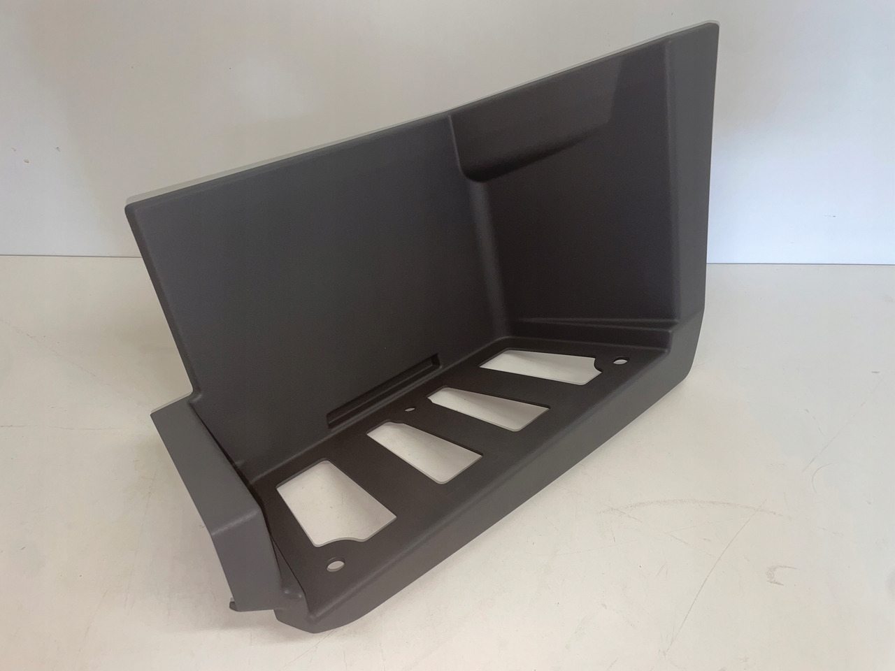 DOLNY STOPIEŃ STOPNICA MAN TGL TGM TGL-3 81615200327 - Askelma - Kuorma-auto: kuva DOLNY STOPIEŃ STOPNICA MAN TGL TGM TGL-3 81615200327 - Askelma - Kuorma-auto DOLNY STOPIEŃ STOPNICA MAN TGL TGM TGL-3 81615200327 - Askelma - Kuorma-auto: kuva DOLNY STOPIEŃ STOPNICA MAN TGL TGM TGL-3 81615200327 - Askelma - Kuorma-auto