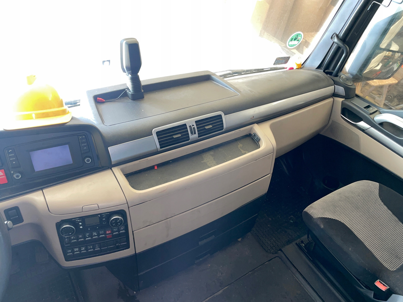 KOMPLETNA KABINA MAN TGX XXL EURO 6 LIFT - Ohjaamo - Kuorma-auto: kuva KOMPLETNA KABINA MAN TGX XXL EURO 6 LIFT - Ohjaamo - Kuorma-auto KOMPLETNA KABINA MAN TGX XXL EURO 6 LIFT - Ohjaamo - Kuorma-auto: kuva KOMPLETNA KABINA MAN TGX XXL EURO 6 LIFT - Ohjaamo - Kuorma-auto