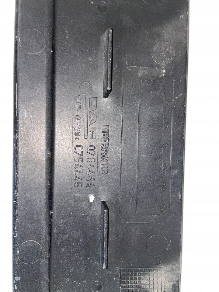 PODSZYBIEMASKOWNICA SZYBY OSŁONA DAF CV 1665944 - Tuulilasi - Kuorma-auto: kuva PODSZYBIEMASKOWNICA SZYBY OSŁONA DAF CV 1665944 - Tuulilasi - Kuorma-auto PODSZYBIEMASKOWNICA SZYBY OSŁONA DAF CV 1665944 - Tuulilasi - Kuorma-auto: kuva PODSZYBIEMASKOWNICA SZYBY OSŁONA DAF CV 1665944 - Tuulilasi - Kuorma-auto