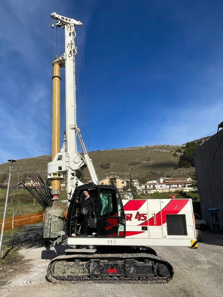 Mait HR45 NOLEGGIO - RENTAL - Paalujuntta: kuva Mait HR45 NOLEGGIO - RENTAL - Paalujuntta Mait HR45 NOLEGGIO - RENTAL - Paalujuntta: kuva Mait HR45 NOLEGGIO - RENTAL - Paalujuntta