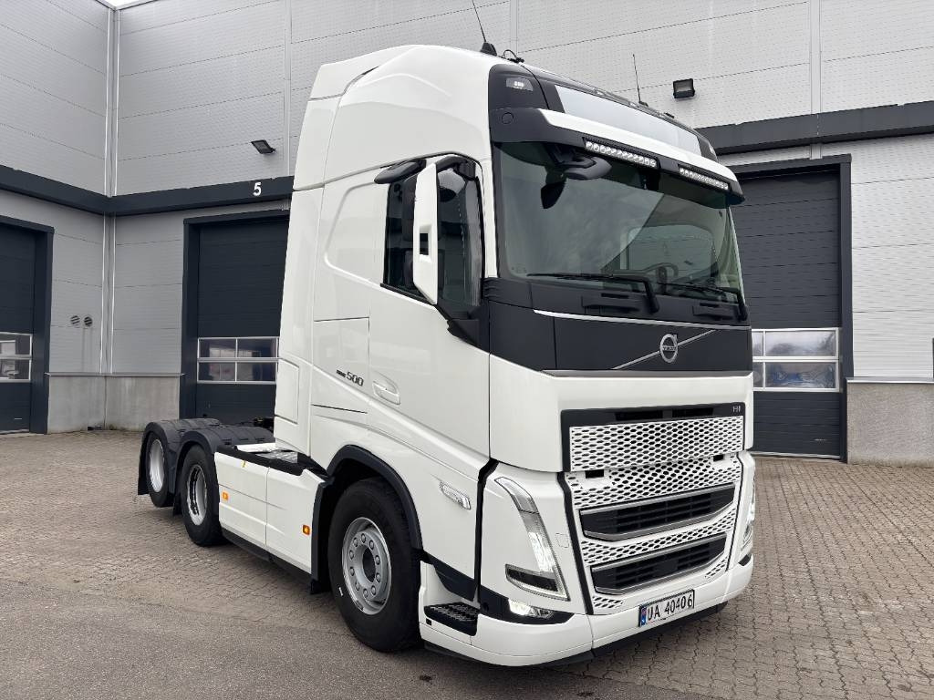 Volvo FH 500 - Vetopöytäauto: kuva Volvo FH 500 - Vetopöytäauto Volvo FH 500 - Vetopöytäauto: kuva Volvo FH 500 - Vetopöytäauto