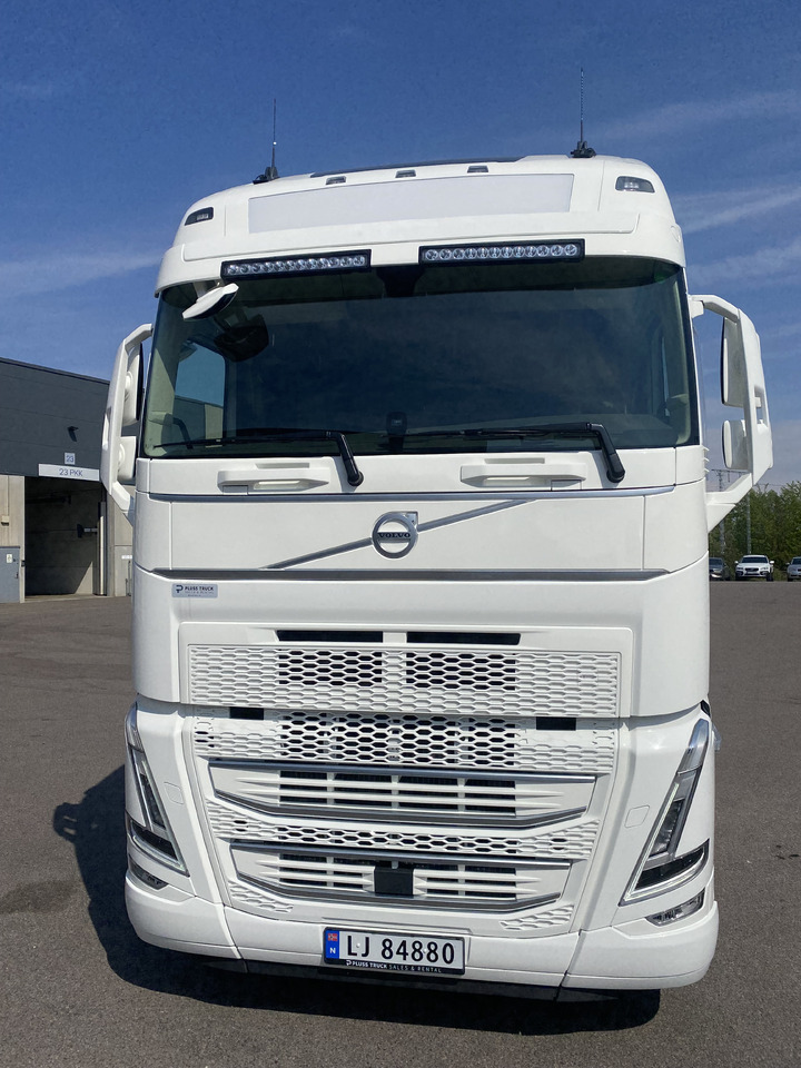 Volvo FH500 - Vetopöytäauto: kuva Volvo FH500 - Vetopöytäauto Volvo FH500 - Vetopöytäauto: kuva Volvo FH500 - Vetopöytäauto