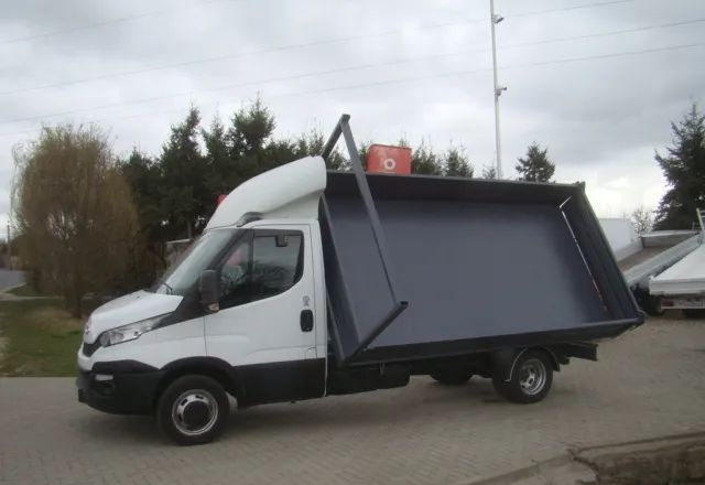Iveco DAILY 50 C 17 3.0TDI 3-STONNA WYWROYKA - Kippilava-auto: kuva Iveco DAILY 50 C 17 3.0TDI 3-STONNA WYWROYKA - Kippilava-auto Iveco DAILY 50 C 17 3.0TDI 3-STONNA WYWROYKA - Kippilava-auto: kuva Iveco DAILY 50 C 17 3.0TDI 3-STONNA WYWROYKA - Kippilava-auto