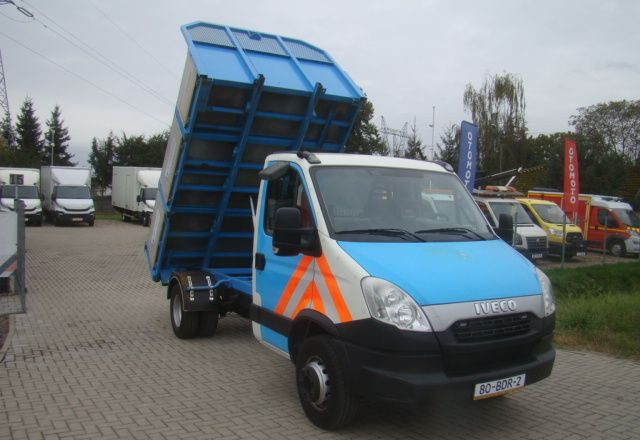 Iveco DAILY 70 C 15 3.0TDI 3.5T 3.65M WYWROTKA - Kippilava-auto: kuva Iveco DAILY 70 C 15 3.0TDI 3.5T 3.65M WYWROTKA - Kippilava-auto Iveco DAILY 70 C 15 3.0TDI 3.5T 3.65M WYWROTKA - Kippilava-auto: kuva Iveco DAILY 70 C 15 3.0TDI 3.5T 3.65M WYWROTKA - Kippilava-auto