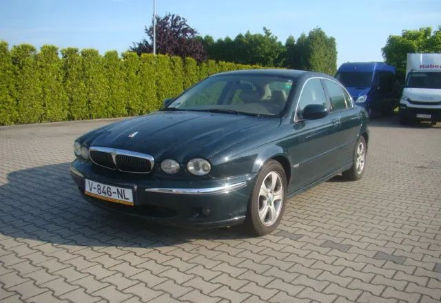 Jaguar X-Type - Sedan: kuva Jaguar X-Type - Sedan Jaguar X-Type - Sedan: kuva Jaguar X-Type - Sedan