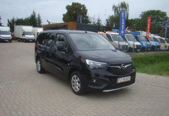 Opel COMBO 1.5D MAXI FUL OPCJA WYPOSAŻENIA - Pieni pakettiauto: kuva  Opel COMBO 1.5D MAXI FUL OPCJA WYPOSAŻENIA - Pieni pakettiauto Opel COMBO 1.5D MAXI FUL OPCJA WYPOSAŻENIA - Pieni pakettiauto: kuva  Opel COMBO 1.5D MAXI FUL OPCJA WYPOSAŻENIA - Pieni pakettiauto